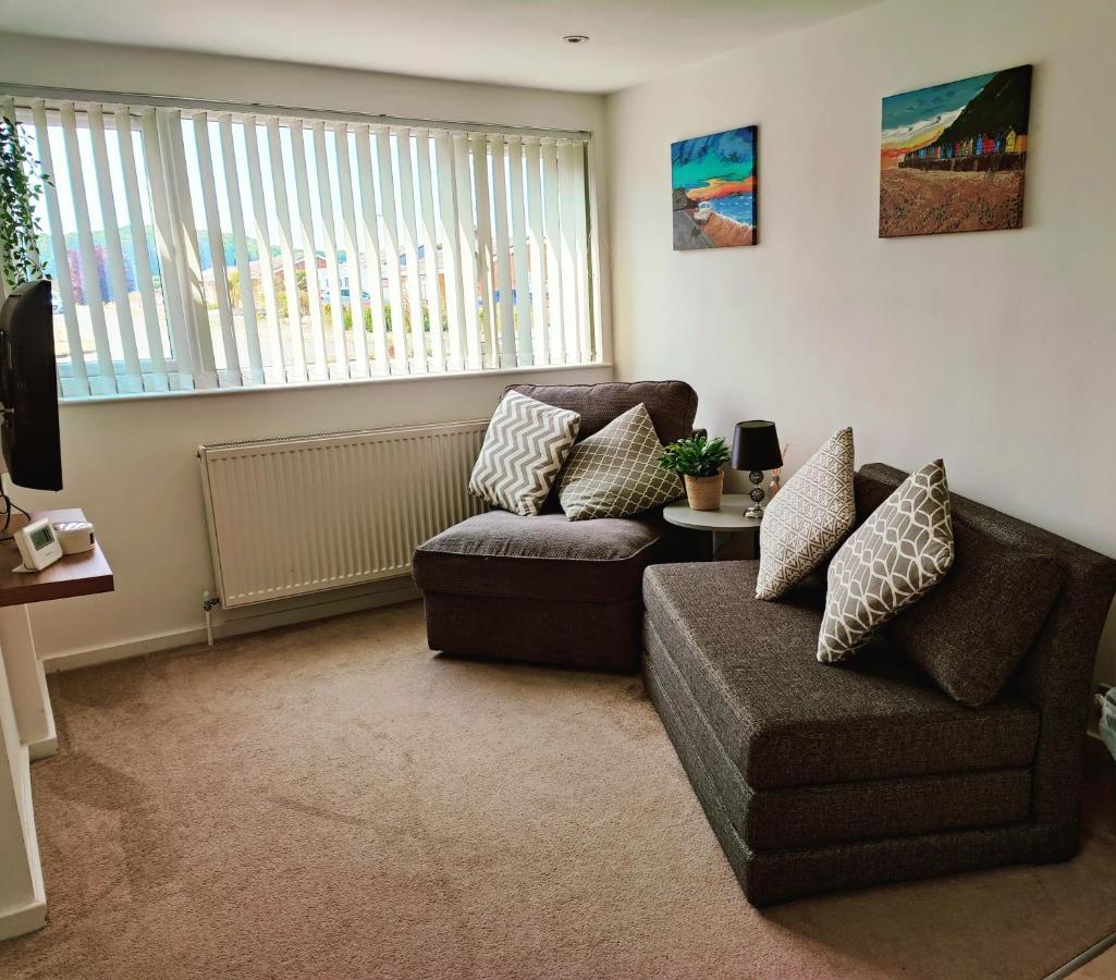*Close To Beach* One Bedroom Suite With Parking Оверстранд Экстерьер фото